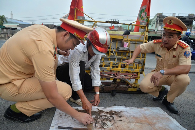 Trạm CSGT Tân Túc hút đinh đảm bảo ATGT cho người dân về quê nghỉ lễ 2/9- Ảnh 3. Trạm CSGT Tân Túc hút đinh đảm bảo ATGT cho người dân về quê nghỉ lễ 2/9- Ảnh 3.