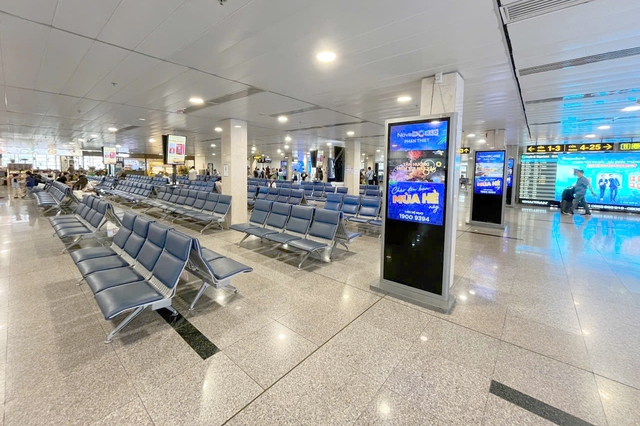 Sân bay Tân Sơn Nhất vắng khách trong ngày đầu nghỉ lễ 2/9 - Ảnh 6.