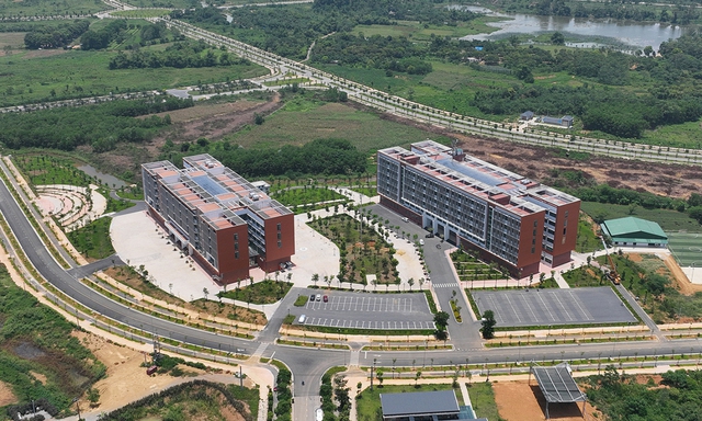 Giải bài toán căn cơ để Hà Nội bớt ùn tắc giao thông - Ảnh 3.