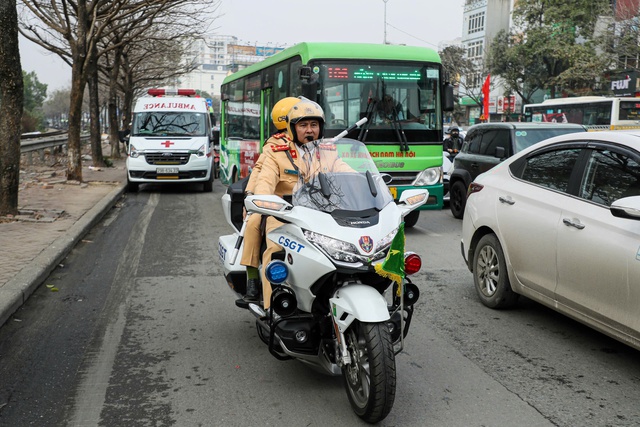 Giao thông thông suốt, an toàn trong ngày thứ 3 kỳ nghỉ Tết- Ảnh 1.