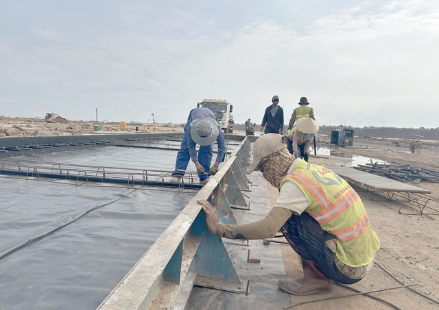 Hơn 7.000 kỹ sư, công nhân thi công đẩy nhanh tiến độ sân bay Long Thành - Ảnh 10.