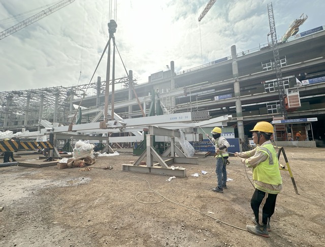 Hơn 7.000 kỹ sư, công nhân thi công đẩy nhanh tiến độ sân bay Long Thành - Ảnh 7.