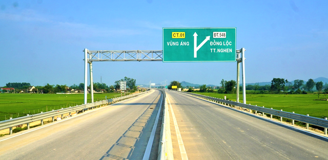 Còn nhiều tồn tại cần khắc phục trên cao tốc từ Bãi Vọt - Vũng Áng - Ảnh 1.