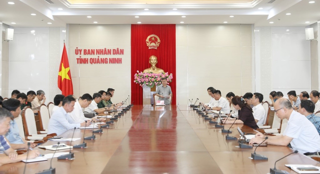 Quảng Ninh: Huy động hơn 17 nghìn người sẵn sàng phòng, chống bão số 11- Ảnh 2. Quảng Ninh: Huy động hơn 17 nghìn người sẵn sàng phòng, chống bão số 11- Ảnh 2.