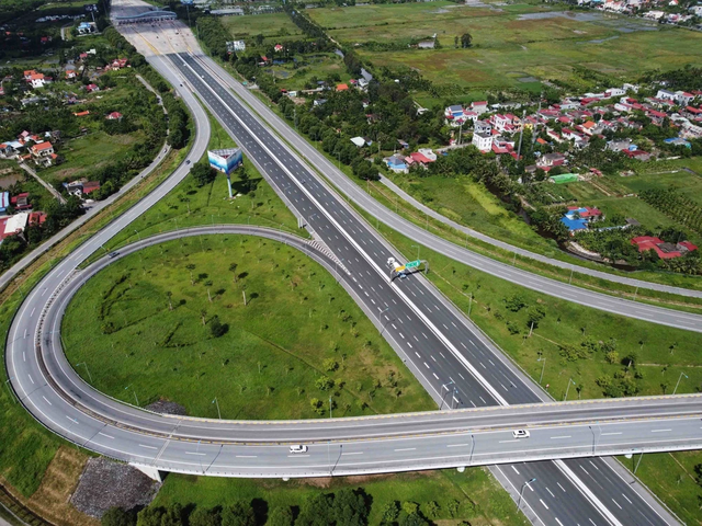 Khẩn trương khắc phục những bất cập tại dự án đường nối lên 2 cao tốc - Ảnh 1.