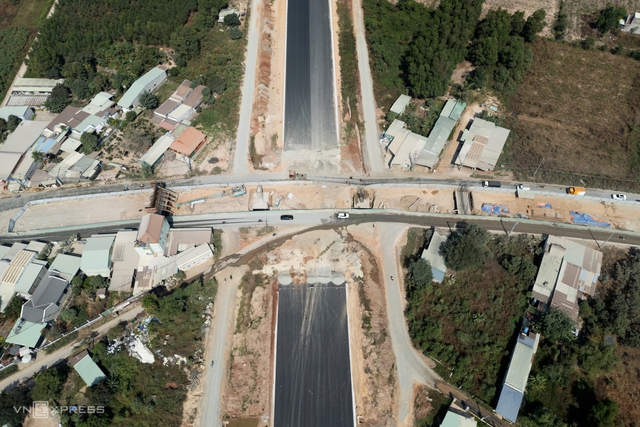 Đốc tiến độ Biên Hòa – Vũng Tàu, phải thông xe dịp 19/12/2025