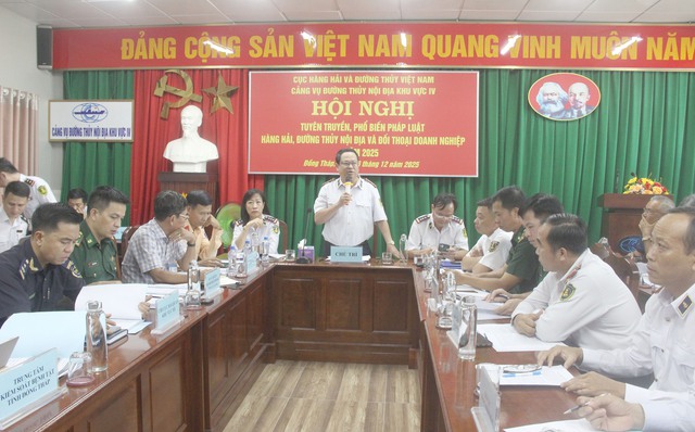 Cảng vụ Đường thuỷ nội địa Khu vực IV đẩy mạnh tuyên truyền pháp luật hàng hải, đường thuỷ nội địa với các doanh nghiệp - Ảnh 1.