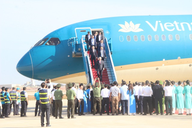 Khánh thành các công trình và đón chuyến bay đầu tiên tại sân bay Long Thành - Ảnh 3.