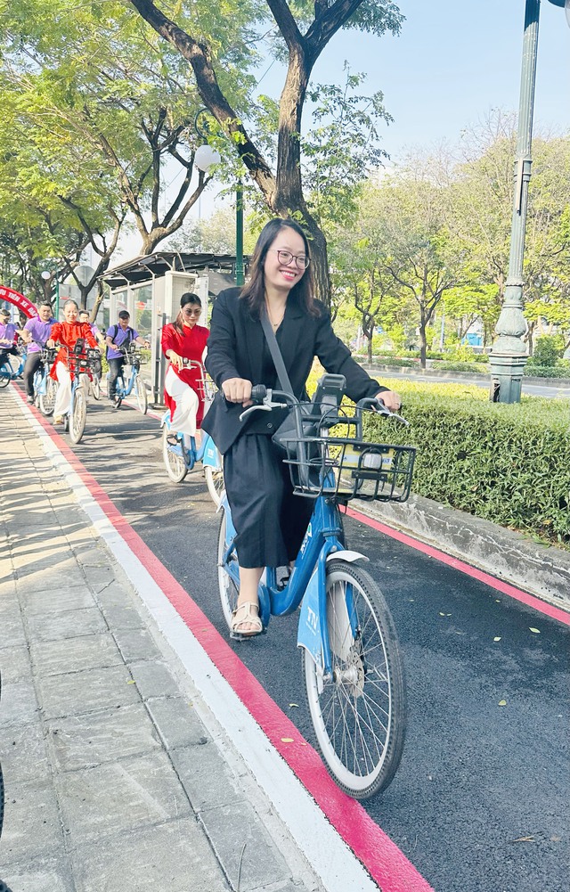 TP.HCM khánh thành làn đường ưu tiên xe đạp trên đường Mai Chí Thọ - Ảnh 7.