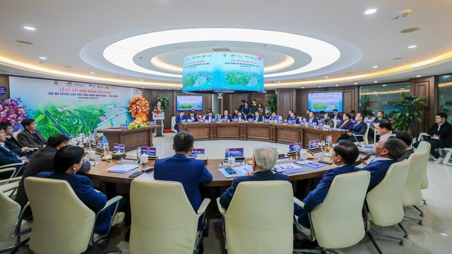 TPBank chính thức TPBank chính thức