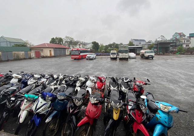 Quảng Ninh: Nhiều bến xe khách “trùm mền” gây lãng phí đất đai - Ảnh 2.