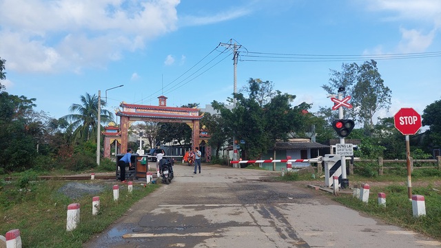 Khắc phục cần chắn tự động đường ngang qua đường sắt đóng, mở sớm - Kỳ cuối: Đồng bộ nhiều giải pháp   - Ảnh 2.