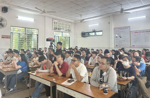 TP.HCM chính thức tổ chức sát hạch, cấp giấy phép lái xe cho người dân - Ảnh 5.