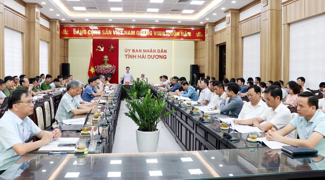 Hải Dương: Tổ chức phân làn riêng cho xe máy, xe thô sơ trên QL5 - Ảnh 1.