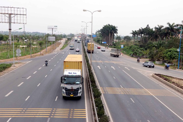 Hải Dương: Tổ chức phân làn riêng cho xe máy, xe thô sơ trên QL5 - Ảnh 3.