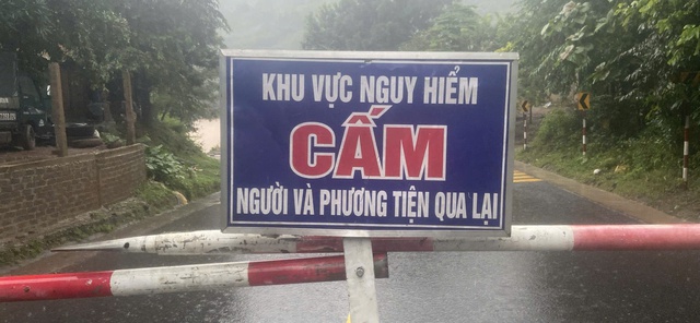 Khắc phục kịp thời hậu quả bão số 1 gây ra - Ảnh 2.