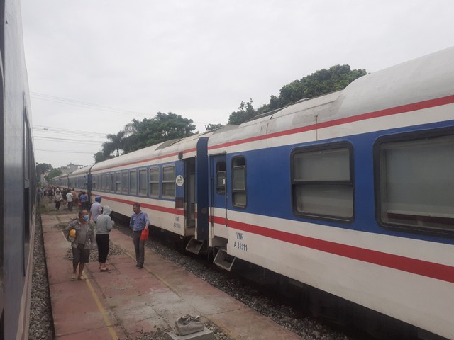 Từ 01/7/2025, địa phương quyết định việc chạy tàu hỏa an sinh xã hội - Ảnh 1.