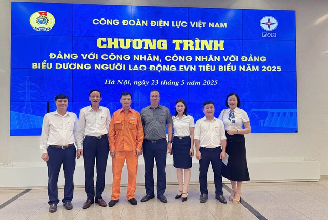 Nguyễn Văn Giáp - Người Lò trưởng thắp lửa tận tâm, lan tỏa tinh thần “Lao động giỏi, Lao động sáng tạo”  - Ảnh 1.