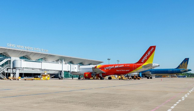 Đóng cửa 6 tháng cảng hàng không Vinh, khách đã mua vé được hỗ trợ đổi hành trình hoặc hoàn vé - Ảnh 1.