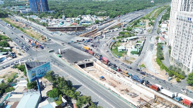 Công tác BVMT dự án nút giao thông An Phú thực hiện như thế nào? - Ảnh 1.