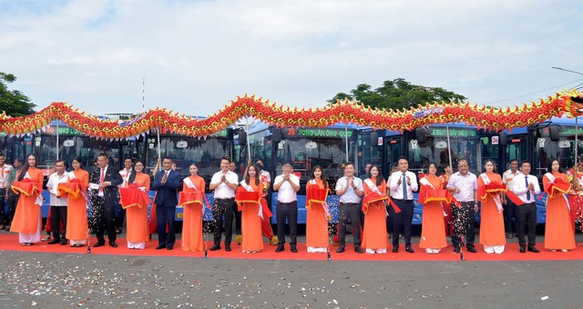 TP.HCM đưa vào hoạt động thêm 27 tuyến xe buýt điện từ ngày 1/8 - Ảnh 1.