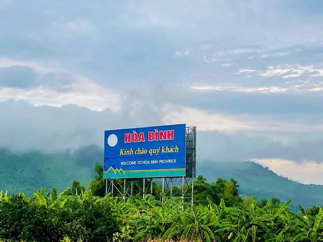 Điều chỉnh biển chỉ dẫn đường bộ sau sáp nhập tỉnh - Ảnh 2.