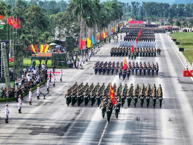 Hà Nội cấm, hạn chế lưu thông các tuyến đường phục vụ Lễ kỷ niệm 80 năm Quốc khánh - Ảnh 2.