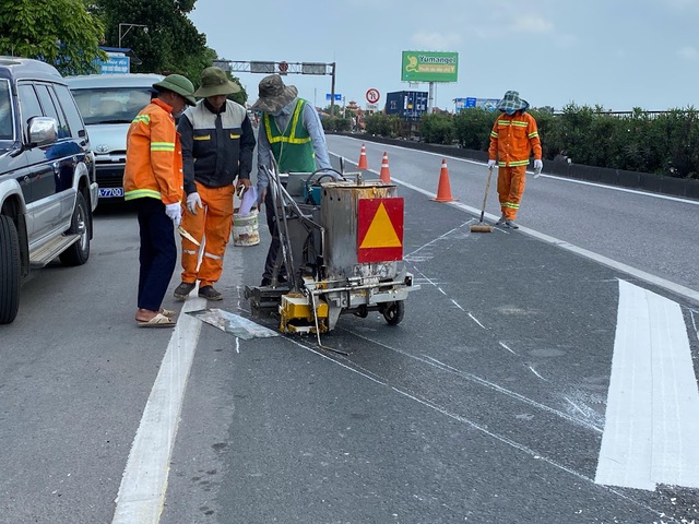 Tạm dừng thi công các dự án đường bộ đến sau ngày 3/9 - Ảnh 1.