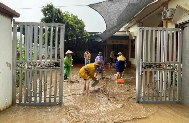 Ảnh hưởng bão số 5: Mưa to, kéo dài gây ngập lụt nhiều khu vực ở Quảng Ninh - Ảnh 4.