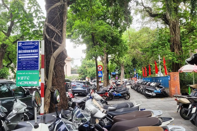 Hà Nội yêu cầu bố trí các điểm trông xe miễn phí cho nhân dân đi xem diễu binh A80- Ảnh 1.