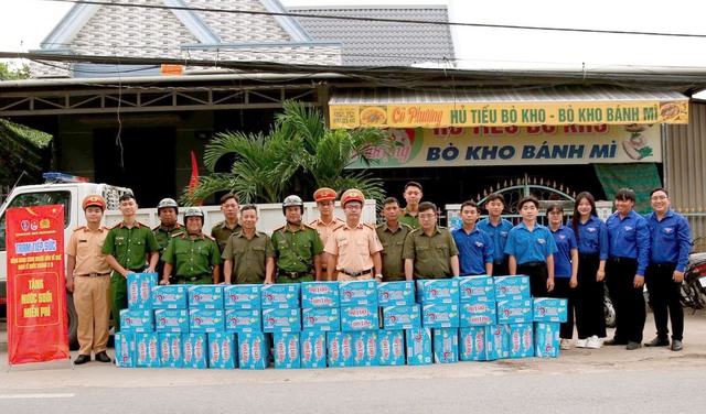 CSGT TP.HCM khuyến cáo người dân lộ trình di chuyển cao điểm Lễ 2/9 - Ảnh 2.