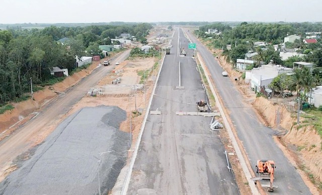 Đồng Nai đẩy nhanh tiến độ 2 dự án trọng điểm - Ảnh 2.