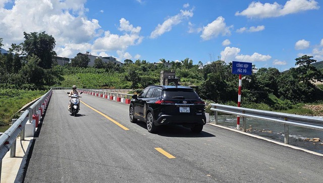 Quảng Ninh: Hạ tầng giao thông đồng bộ nâng cao đời sống người dân vùng cao - Ảnh 1.