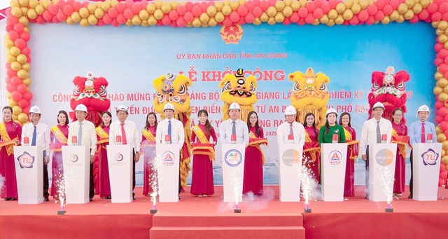 An Giang khởi công dự án cầu trên tuyến đường bộ ven biển 3.900 tỷ đồng - Ảnh 2.