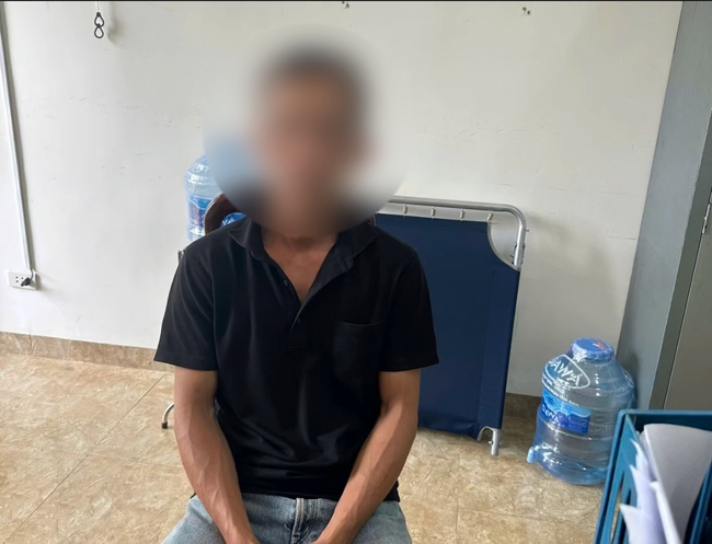 Bắt nghi can hút trộm dầu giữa đêm khuya trên công trình cao tốc Khánh Hòa - Buôn Ma Thuột- Ảnh 1.