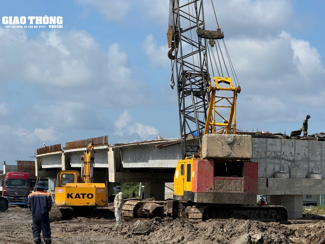 Thúc tiến độ thi công cao tốc Hậu Giang - Cà Mau- Ảnh 3.