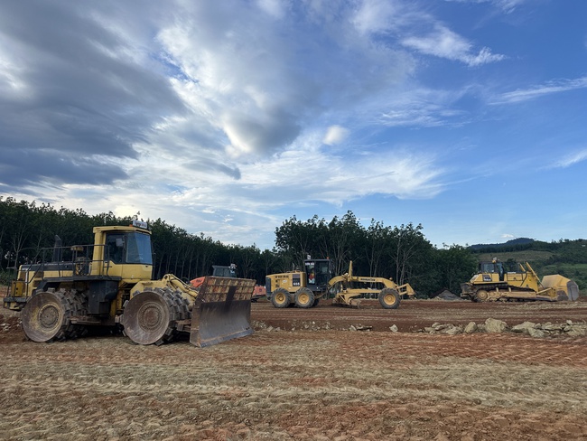 Đắk Lắk cùng cả nước 500 ngày đêm thi đua hoàn thành 3.000 km đường bộ cao tốc- Ảnh 1.