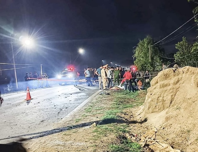 TNGT nghiêm trọng giữa 2 xe máy ở Đắk Lắk, 4 người tử vong- Ảnh 1.