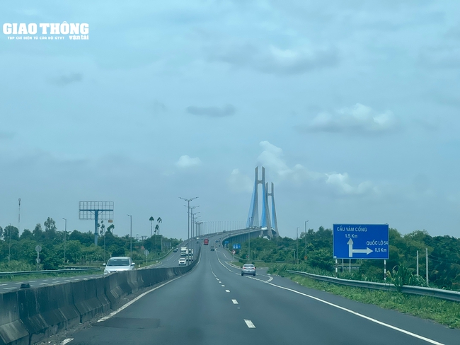 Chính thức khánh thành và đưa vào sử dụng tuyến tránh Long Xuyên- Ảnh 6.