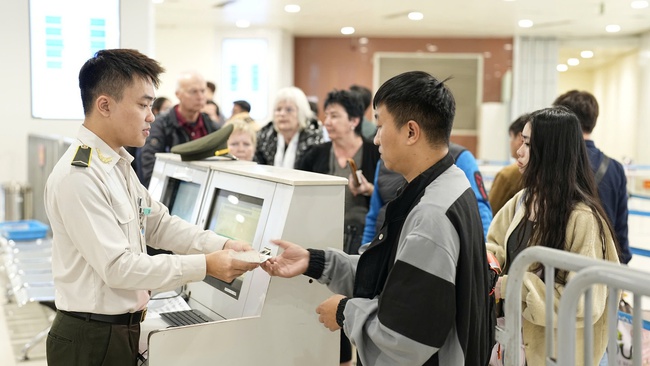 Sản lượng khách tăng cao, Cục Hàng không chỉ đạo 