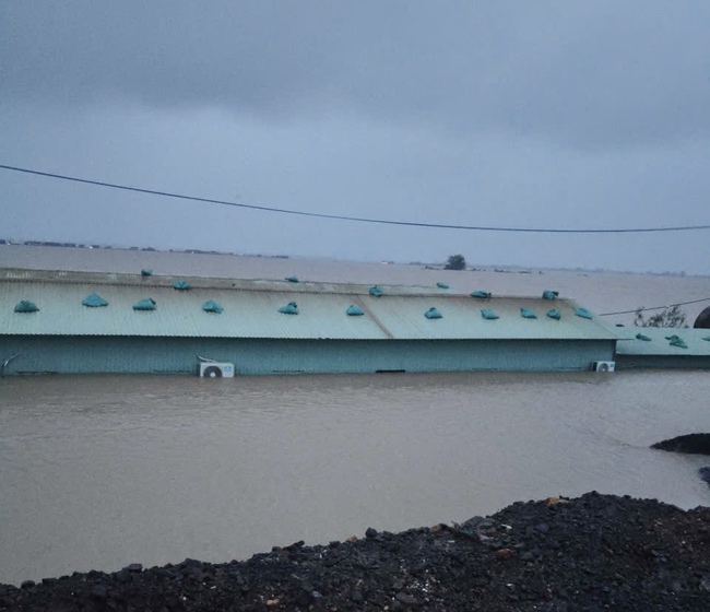 Cứu hộ thành công 40 công nhân mắc kẹt khi thi công cao tốc Chí Thạnh - Vân Phong