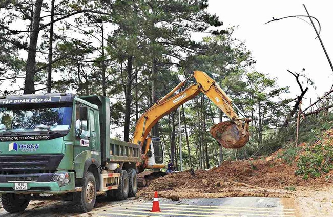Lâm Đồng tạm mở đèo Prenn vào Đà Lạt theo khung giờ cố định