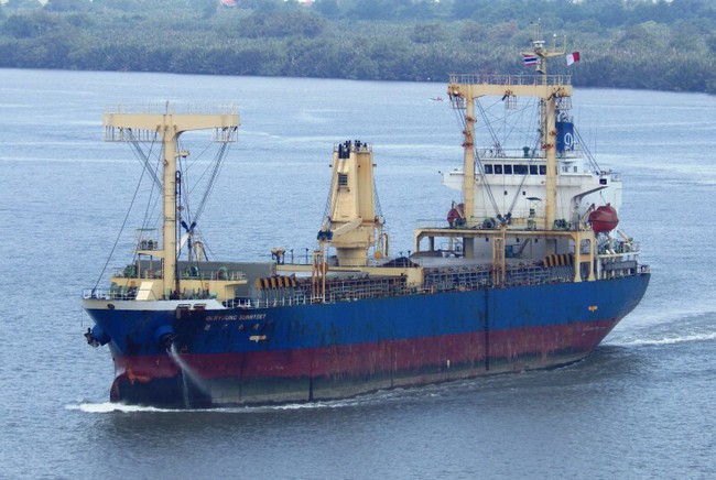 Khẩn cấp cứu thuyền viên Philippines gặp nạn trên vùng biển Việt Nam - Ảnh 1.