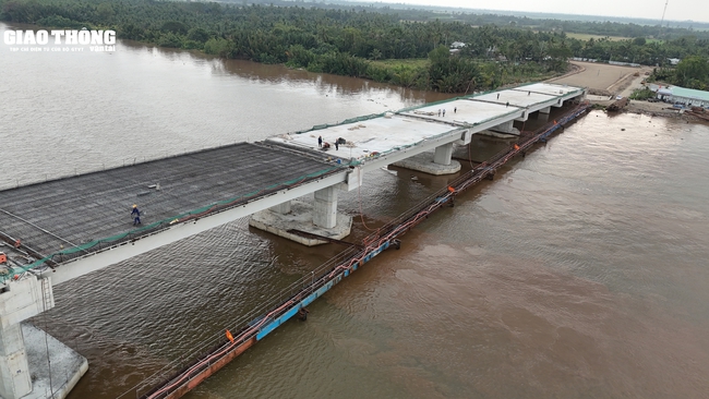 Cầu Nhơn Trạch lớn nhất tuyến Vành đai 3 chuẩn bị hợp long- Ảnh 6.