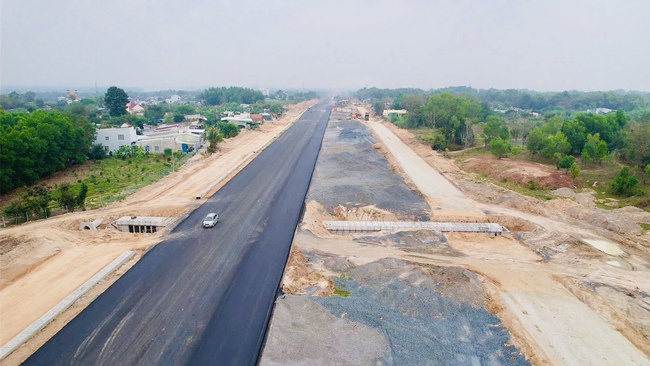 Cầu Nhơn Trạch lớn nhất tuyến Vành đai 3 chuẩn bị hợp long- Ảnh 4.