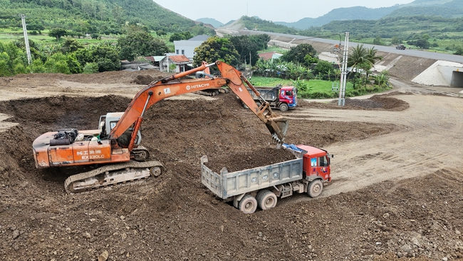 Lộ diện cao tốc Chí Thạnh - Vân Phong giữa đất trời Phú Yên- Ảnh 3.