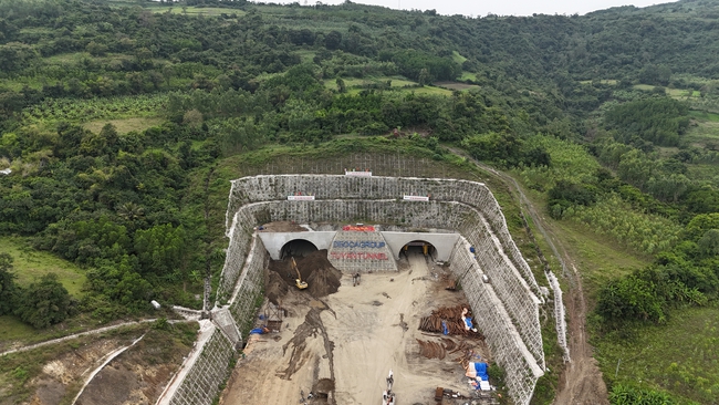 Lộ diện cao tốc Chí Thạnh - Vân Phong giữa đất trời Phú Yên- Ảnh 6.