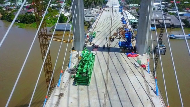 Cầu Rạch Miễu 2: Thi công xuyên lễ 30/4, quyết tâm về đích trước Quốc khánh 2/9- Ảnh 4.