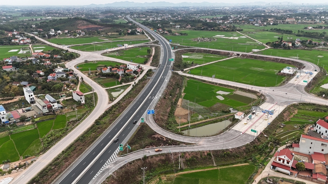 Từ 10/4, trạm thu phí nút giao thị trấn Vôi (Bắc Giang) đi vào hoạt động- Ảnh 1.