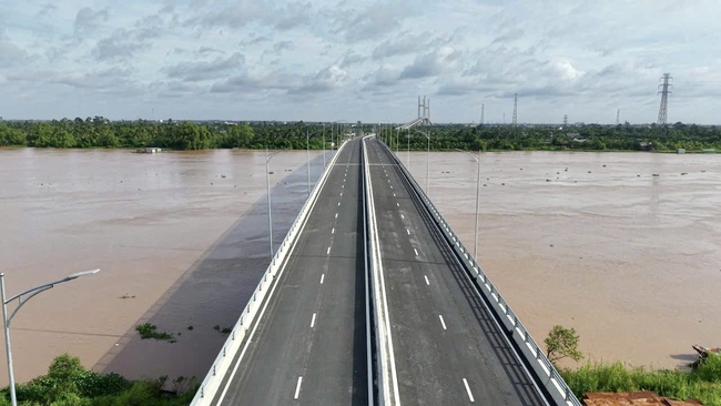 Cận cảnh cầu Rạch Miễu 2 trước ngày thông xe- Ảnh 2.